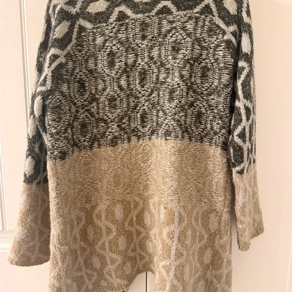 Gentle Fawn Black and Tan Geometric Cardigan - Picture 2 of 3